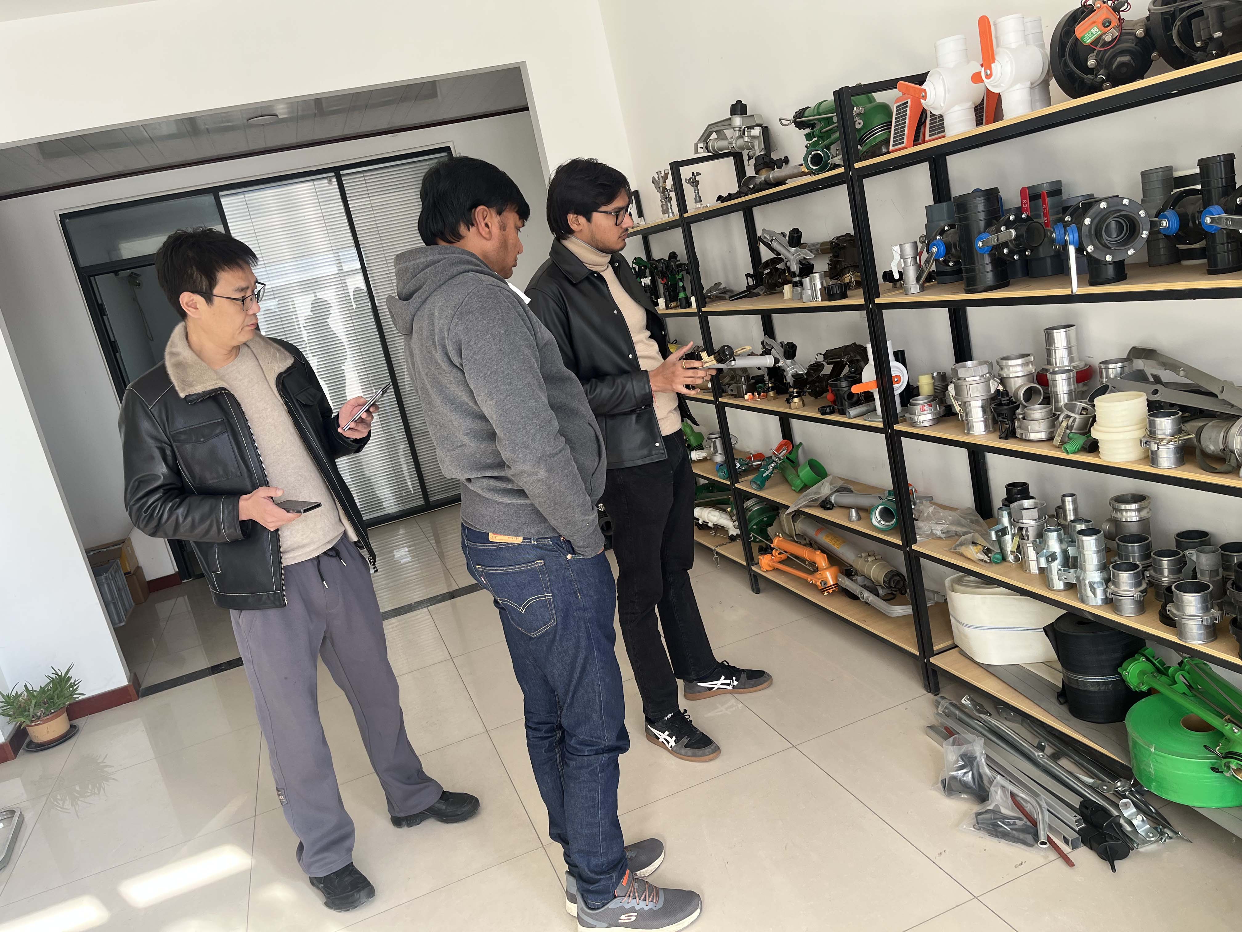 阿坝NS40 涡轮喷枪获客户青睐 洽谈批量合作